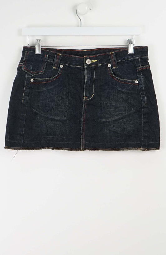 VINTAGE Y2K DENIM SKIRT (SIZE 14)