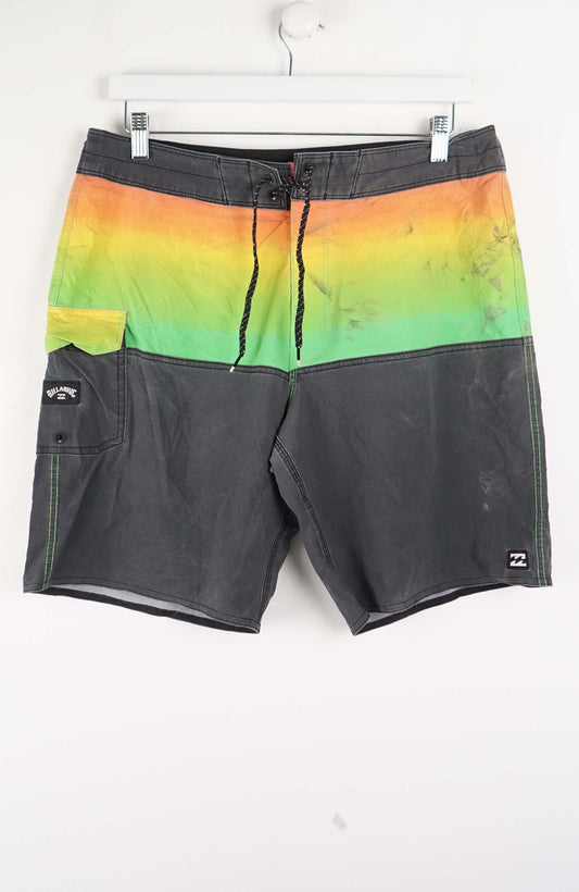 VINTAGE BILLABONG SHORTS W33
