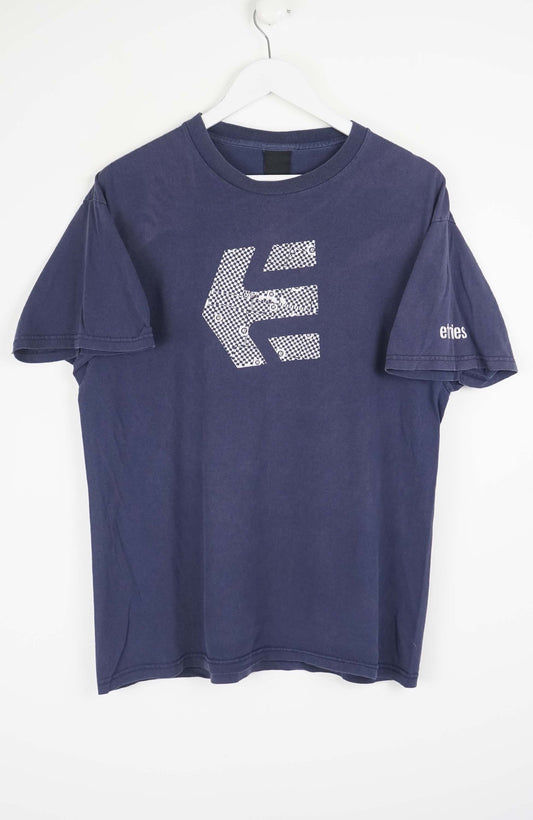 VINTAGE ETNIES T-SHIRT (M)