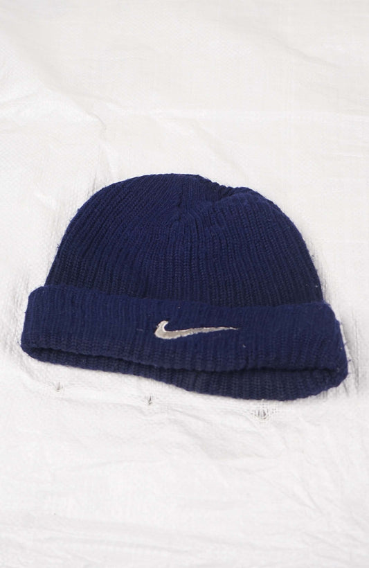 VINTAGE NIKE BEANIE