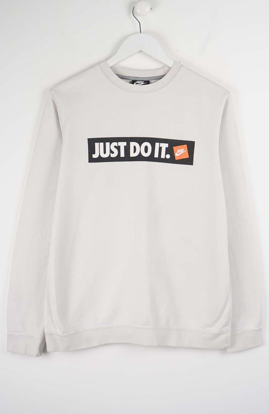 VINTAGE NIKE SWEATER (S)