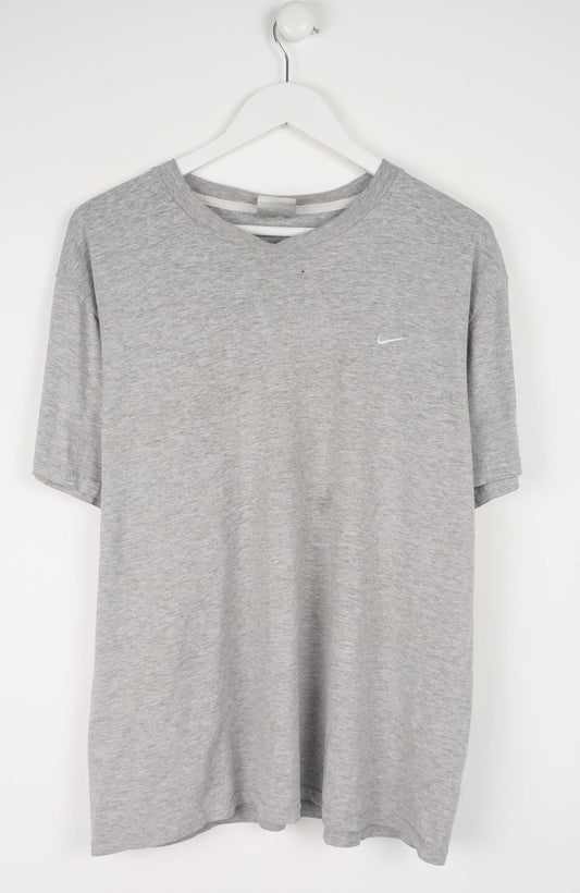 VINTAGE NIKE T-SHIRT (L)