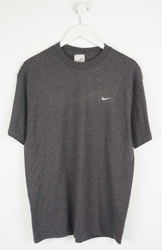 VINTAGE NIKE T-SHIRT (L)