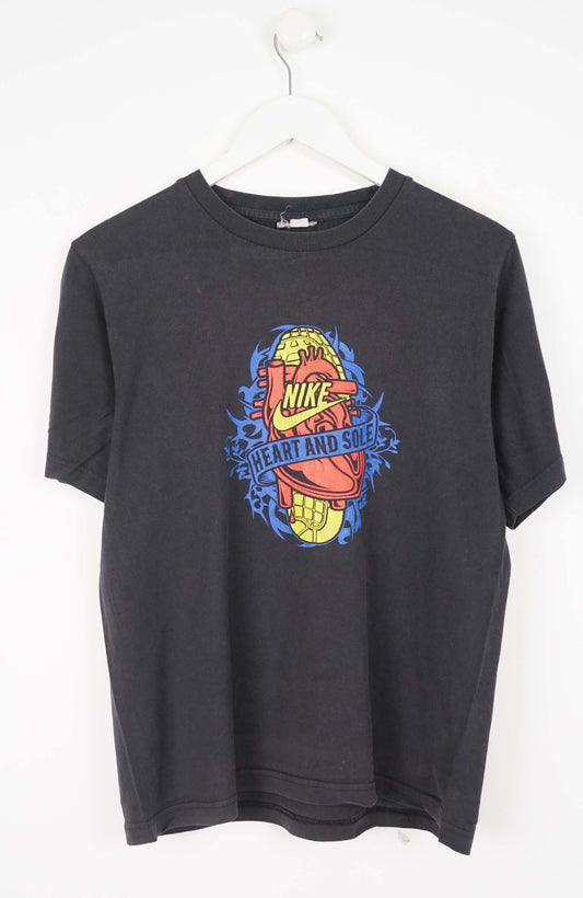 VINTAGE NIKE T-SHIRT (S)