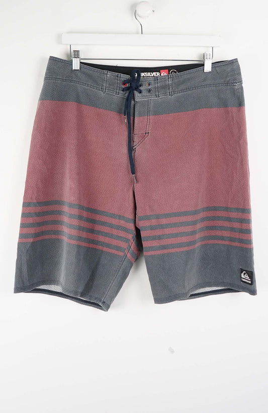 VINTAGE QUIKSILVER BOARD SHORTS W36